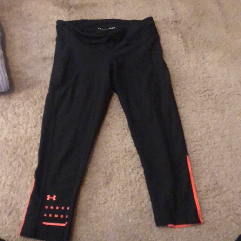 Black Under Armour Capris
